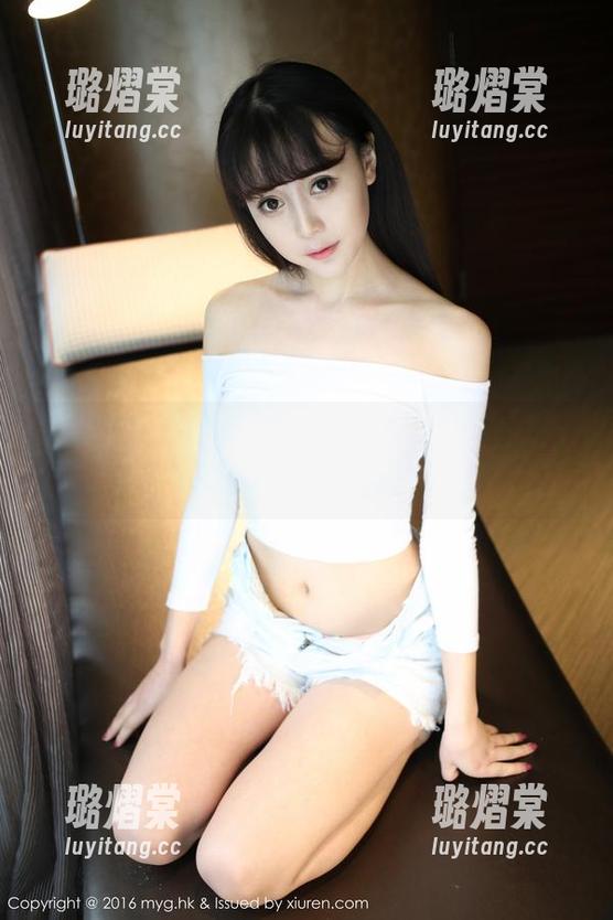 美媛馆 - 看！田芯娜Angel的套装私拍，简直是我衣橱里的激情催化剂！