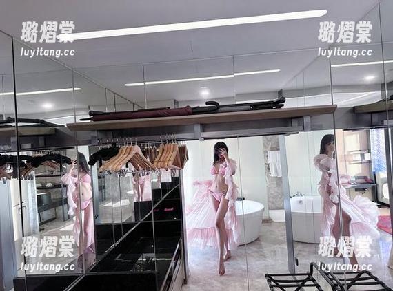 葛征 微密圈 - 葛征要出新瑜伽合集?更新你的感官,信不信随你!