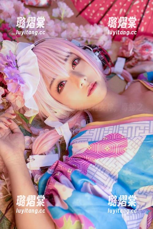 蜜汁猫裘 原图赏析:蜜汁猫裘的胜利女神,毒蛇之舞的背后