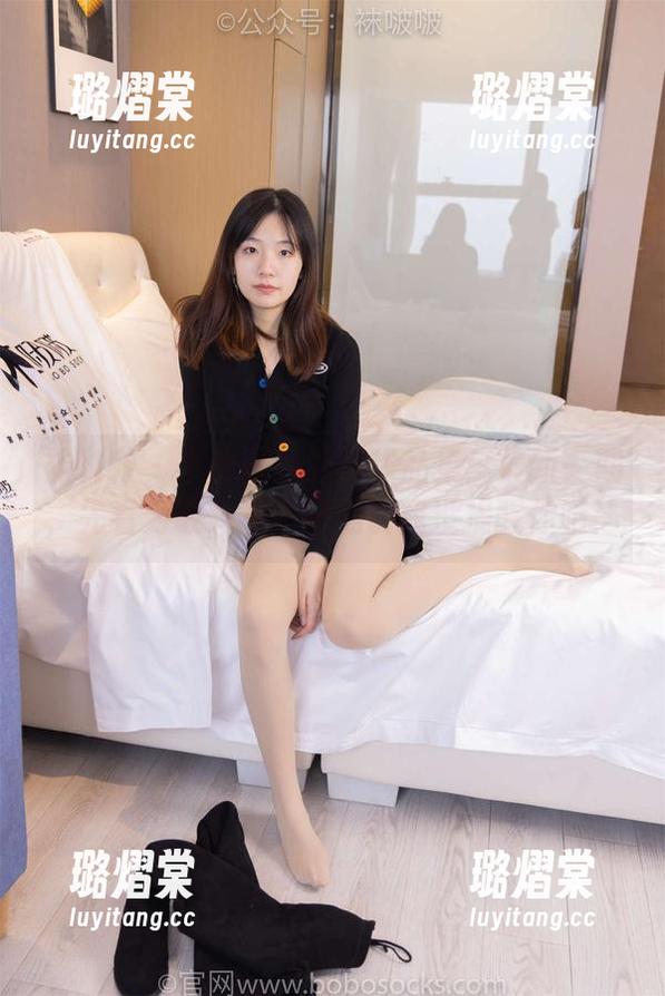 袜啵啵-小甜豆 袜啵啵 - 小甜豆的旗袍作品集:最新一期,先看为敬,不然可别说我没提醒你哦!