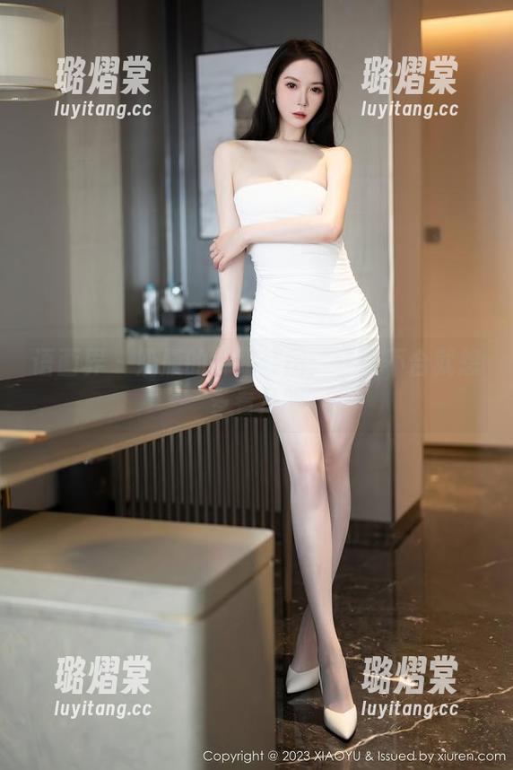 语画界 - 奶瓶的御姐套图：一言不合就想多看几眼