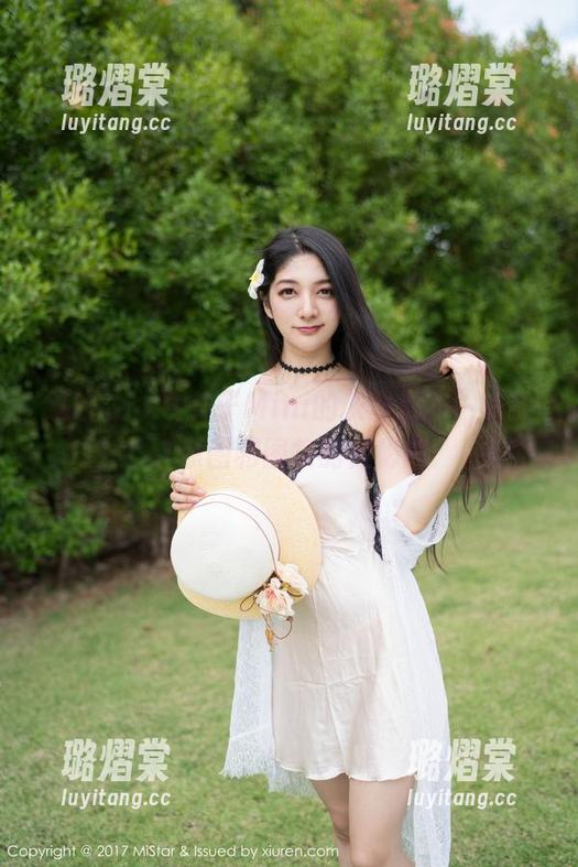 魅妍社 - 糯美子Mini的灰丝魅力，瞧瞧这原图和图集的神秘感