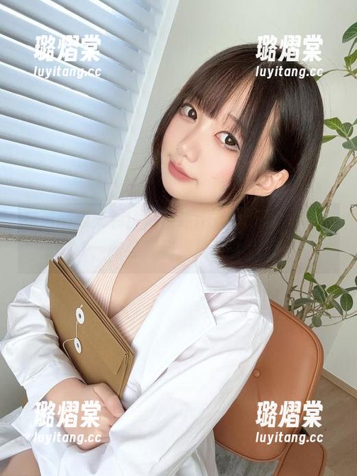 精选图库来袭！魔物喵nigisa的写真本vol.01，瞧这姿势，简直太可爱了！