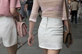 魔镜街拍：别说我没提醒你，精选牛仔热裤女孩原图超性感！